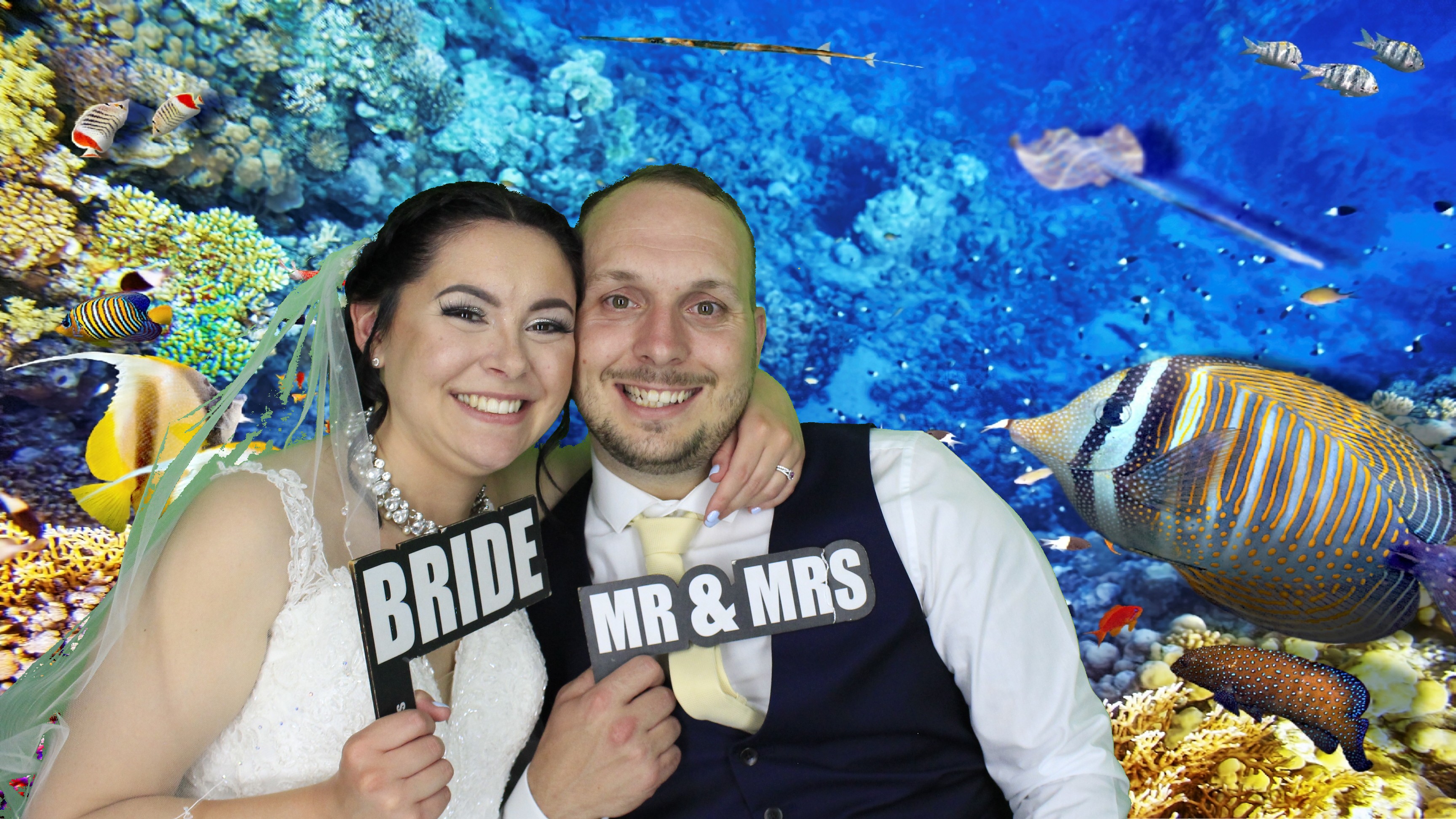 Matt & Jessie Wedding | View more photos from the event at gallery.myphotoboothexperience.co.uk/u/MyPhotoBoothExperienceLtd/Matt-Jessie-Wedding